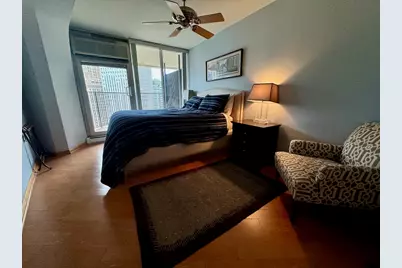300 N State Street #2609, Chicago, IL 60654 - Photo 8