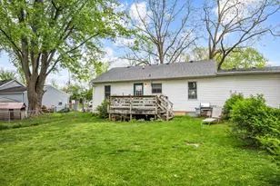 223 Ellen St, Sycamore, IL 60178 - Photo 14