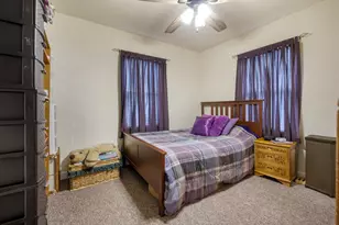 223 Ellen St, Sycamore, IL 60178 - Photo 8