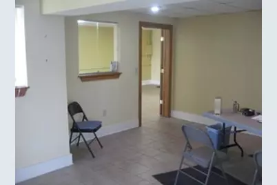 138 W Irving Park Road #front, Wood Dale, IL 60191 - Photo 18