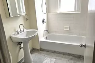 2423 N Washtenaw Ave, Chicago, IL 60647 - Photo 12