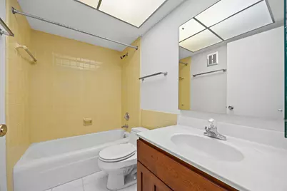 124 Carriage Way Drive #B109, Burr Ridge, IL 60527 - Photo 22