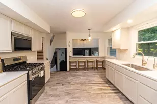 6808 Laurel Cherry Dr, Rockford, IL 61108 - Photo 8