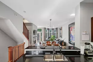 1323 S Indiana Ave, Chicago, IL 60605 - Photo 12