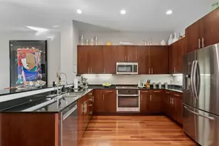 1323 S Indiana Ave, Chicago, IL 60605 - Photo 10
