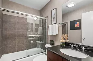 1323 S Indiana Ave, Chicago, IL 60605 - Photo 24
