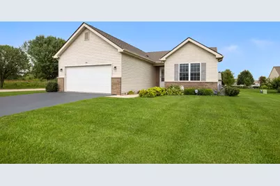 900 Jefferson Avenue, McHenry, IL 60050 - Photo 2