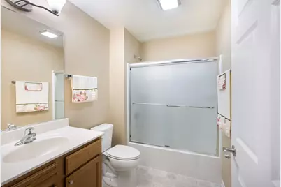 900 Jefferson Avenue, McHenry, IL 60050 - Photo 8