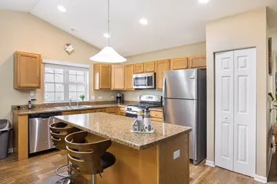 900 Jefferson Avenue, McHenry, IL 60050 - Photo 6