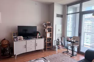 1235 S Prairie Ave, Chicago, IL 60605 - Photo 2