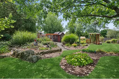 808 Lyndhurst Court, Naperville, IL 60563 - Photo 34