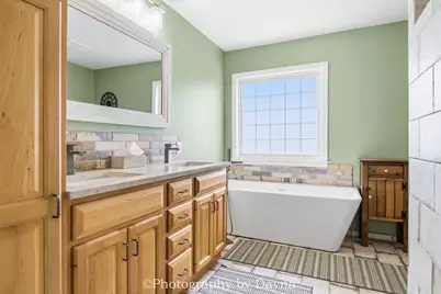 1725 Hunters Run Drive, Bourbonnais, IL 60914 - Photo 16