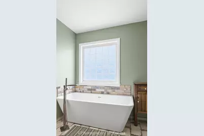 1725 Hunters Run Drive, Bourbonnais, IL 60914 - Photo 18