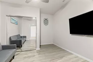 520 N Halsted St, Chicago, IL 60642 - Photo 16