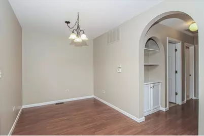 1063 Hampton Harbor #1063, Schaumburg, IL 60193 - Photo 8