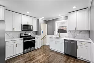 438 W 126th Pl, Chicago, IL 60628 - Photo 12