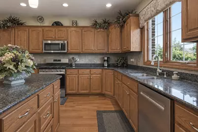 20015 Red Oak Drive, Mokena, IL 60448 - Photo 8
