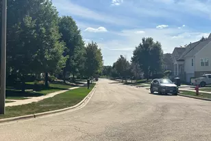 5643 Cambridge Way, Hanover Park, IL 60133 - Photo 34