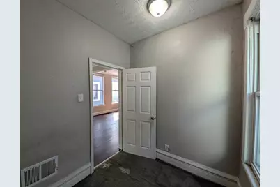 215 W 112th Place, Chicago, IL 60628 - Photo 6