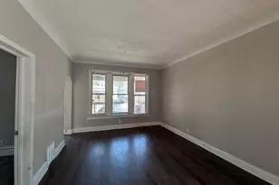 215 W 112th Pl, Chicago, IL 60628 - Photo 4