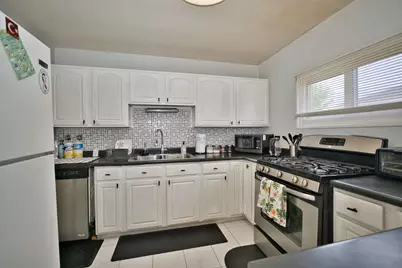 6948 Beckwith Road, Morton Grove, IL 60053 - Photo 22