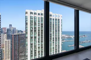 155 N Harbor Dr, Chicago, IL 60601 - Photo 4
