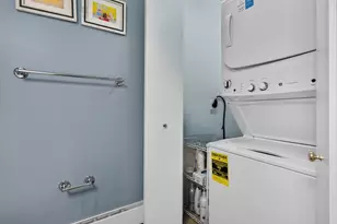25 E Superior St, Chicago, IL 60611 - Photo 18