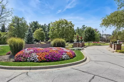 9200 Falling Waters Drive #9200, Burr Ridge, IL 60527 - Photo 2