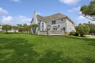9200 Falling Waters Dr, Burr Ridge, IL 60527 - Photo 54