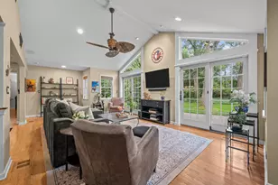 777 Cherokee Rd, Lake Forest, IL 60045 - Photo 12