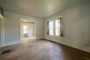 606 S 2nd St, Oregon, IL 61061 - Photo 4