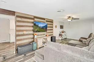 365 N Elm St, Herscher, IL 60941 - Photo 6