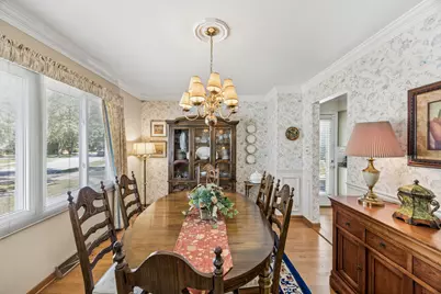 18846 Queens Road, Homewood, IL 60430 - Photo 12