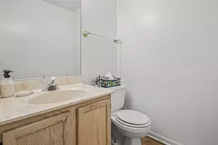 2157 Rossiter Pkwy, Plainfield, IL 60586 - Photo 12