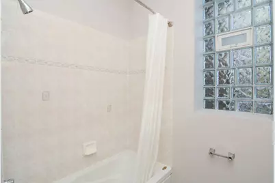 2202 W Belmont Avenue #1R, Chicago, IL 60618 - Photo 18