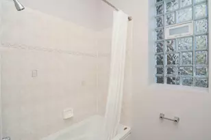 2202 W Belmont Ave, Chicago, IL 60618 - Photo 18