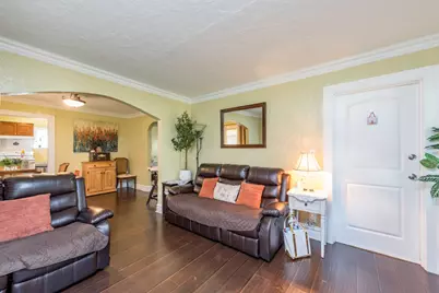 1033 W Atlantic Avenue, Waukegan, IL 60085 - Photo 22