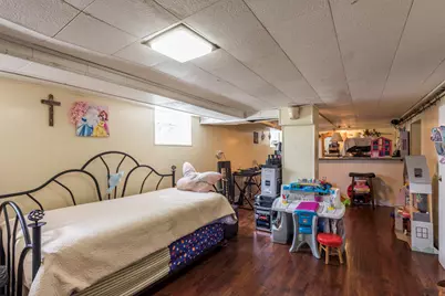 1033 W Atlantic Avenue, Waukegan, IL 60085 - Photo 12
