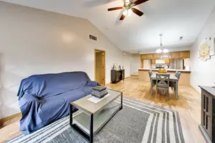 1145 Shingle Oak Ln, Rockford, IL 61107 - Photo 4
