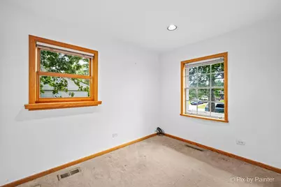 364 E Lincoln Avenue, Glendale Heights, IL 60139 - Photo 8