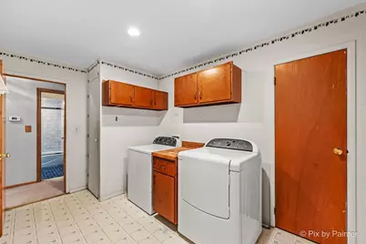 364 E Lincoln Avenue, Glendale Heights, IL 60139 - Photo 10