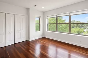 7229 N Rogers Ave, Chicago, IL 60645 - Photo 8