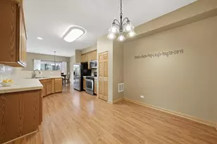 3250 Ronan Dr, Lake in the Hills, IL 60156 - Photo 14