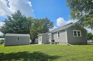 1211 W 5th St, Rock Falls, IL 61071 - Photo 4
