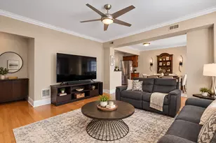 4211 N Keystone Ave, Chicago, IL 60641 - Photo 2