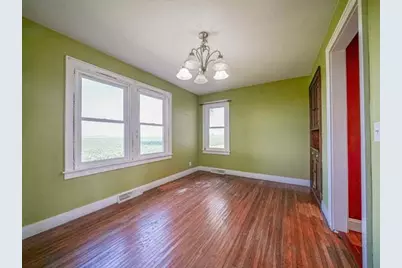 927 N Valentine Road, Polo, IL 61064 - Photo 10