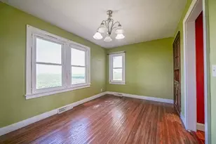 927 N Valentine Rd, Polo, IL 61064 - Photo 10