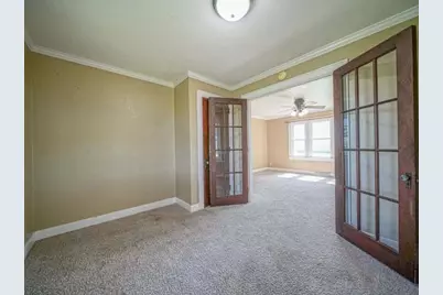 927 N Valentine Road, Polo, IL 61064 - Photo 8