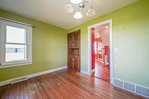 927 N Valentine Rd, Polo, IL 61064 - Photo 12