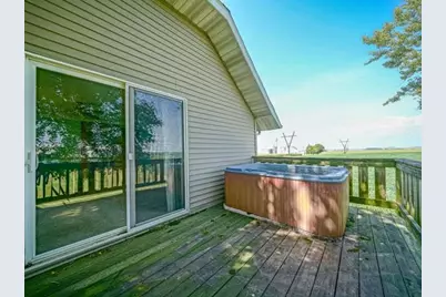 927 N Valentine Road, Polo, IL 61064 - Photo 26